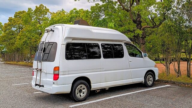 RVパークの料金はいくら？相場・注意点とキャンピングカーレンタルとの比較